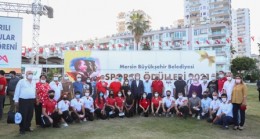 Büyükşehir’den 49 Başarılı Sporcu ve 35 Antrenöre Ödül