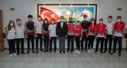 Rekortmen Milli Sporculardan  Başkan Seçer’e 19 Mayıs Ziyareti