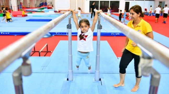 Ücretsiz cimnastik kursuyla geleceğin sporcuları yetişiyor