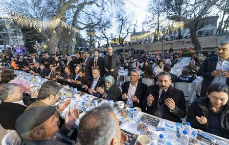 CREATOR: gd-jpeg v1.0 (using IJG JPEG v90), default quality