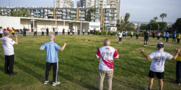 CREATOR: gd-jpeg v1.0 (using IJG JPEG v90), default quality