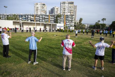 CREATOR: gd-jpeg v1.0 (using IJG JPEG v90), default quality