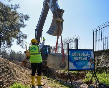 CREATOR: gd-jpeg v1.0 (using IJG JPEG v90), default quality