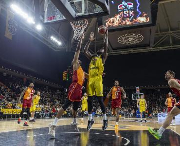 CREATOR: gd-jpeg v1.0 (using IJG JPEG v90), default quality