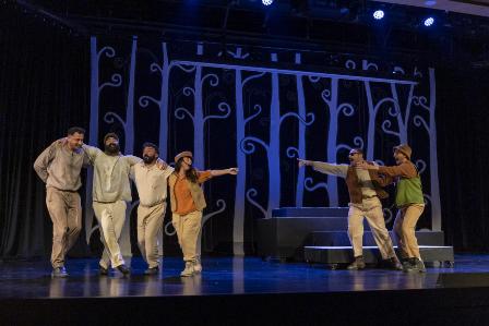 CREATOR: gd-jpeg v1.0 (using IJG JPEG v90), default quality